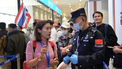 中泰互免签证首日 磨憨口岸出入境泰国旅客同比大增