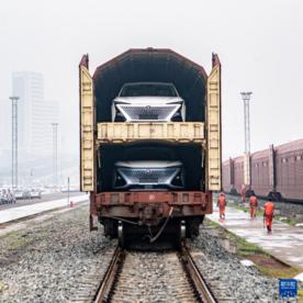 重庆中欧班列2023年整车出口突破11万台