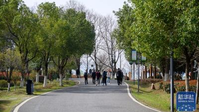 新华全媒+丨探访中法武汉生态示范城