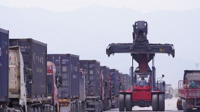 中老铁路国际货物列车开行超9000列