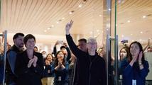 Apple opens largest retail store on Chinese mainland in Shanghai