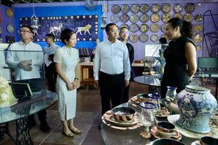 Chinese Dehua white porcelain exhibition team visits Puebla's Talavera Celia Company in Mexico