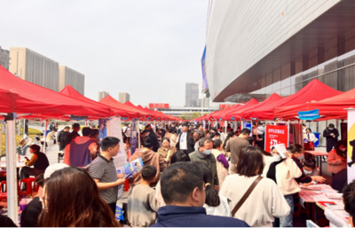 河南郑州高新区举办2024年春季综合大型招聘会暨就业创业服务专项活动