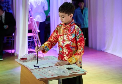 俄符拉迪沃斯托克举行中小学生“汉语桥”中文比赛