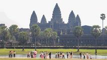 Roundup: Cambodia eager to see more foreign tourists, especially Chinese