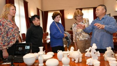 中国德化白瓷亮相克罗地亚