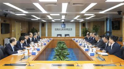 中国信保与中国太平签署《全面战略合作协议》