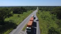 (Hello Africa) Chinese-built Uganda road transforms lives, boosts economy