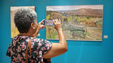 Xinjiang-themed Chinese oil paintings on display in Fiji