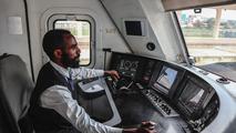 (Hello Africa) Ethiopian, Djiboutian youth realize career dreams in Chinese-built railway