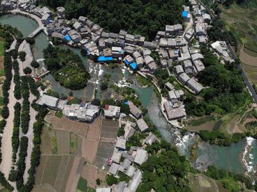 贵州省安顺市黄果树石头寨民宿