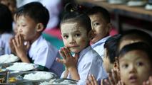 Chinese foundation donates free meals to primary school students in Myanmar