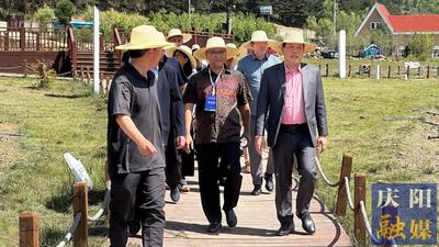 马来西亚霹雳州访问团一行在甘肃庆阳考察交流