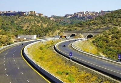 第一现场｜行走阿尔及利亚东西高速公路——见证中阿高质量共建“一带一路”丰硕成果