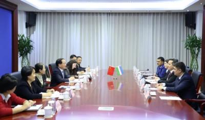 金壮龙会见乌兹别克斯坦数字技术部部长谢尔佐德·谢尔马托夫