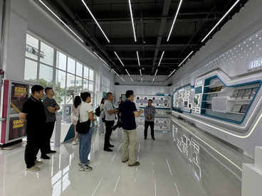 陕西铜川新区：“帮跑送策”护航企业发展