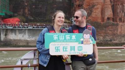 中国西部游受海外游客青睐