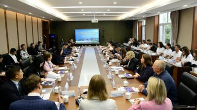 内蒙古开展“汉语桥”来华团组交流项目——俄罗斯、蒙古国教育工作者访华活动