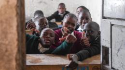 (Hello Africa) Chinese support enhances education in Kenya's Mathare slums