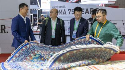 新华全媒+｜共赴“进博之约”——写在第七届中国国际进口博览会倒计时30天之际