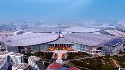 做大开放蛋糕 拉长合作清单——从第七届进博会开幕日看中国与世界双向奔赴