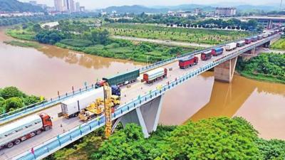 老挝国立大学科研与学术处主任、中国研究中心主任西提赛·赛雅翁：共享机遇 共创未来