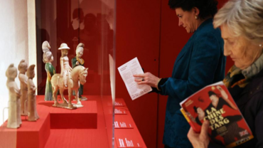 Exquisite artifacts from China's Tang dynasty exhibited in Paris