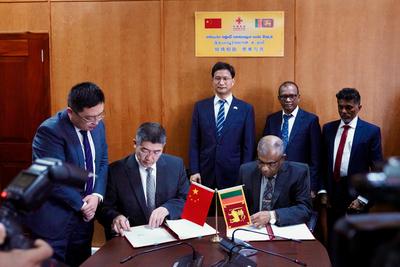 中国援助斯里兰卡低收入人群保障房项目补充实施协议签署