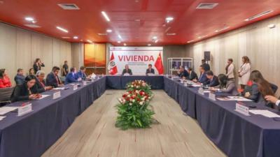 住房城乡建设部副部长姜万荣率团访问秘鲁