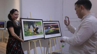 Chinese story photography exhibition opens in Cambodian capital