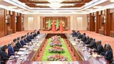 中非合作论坛｜习近平会见赞比亚总统希奇莱马