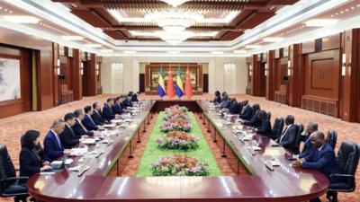 中非合作论坛丨习近平会见加蓬总统恩圭马