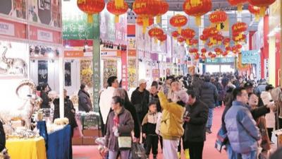 四川新春年货购物节 为成都市民提供万余种进口商品