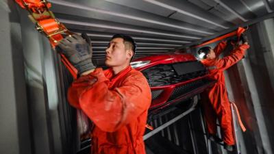 新能源汽车“赶船”记