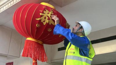 一带一路故事绘 | 中东国家共建“一带一路”项目上的中国年味