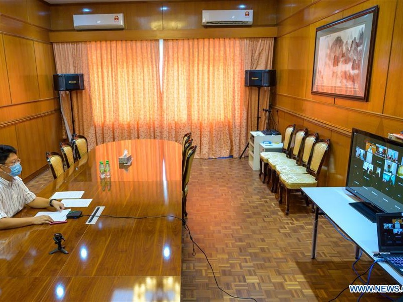 Chinese experts share experiences on fighting COVID-19 with Malaysia via teleconference