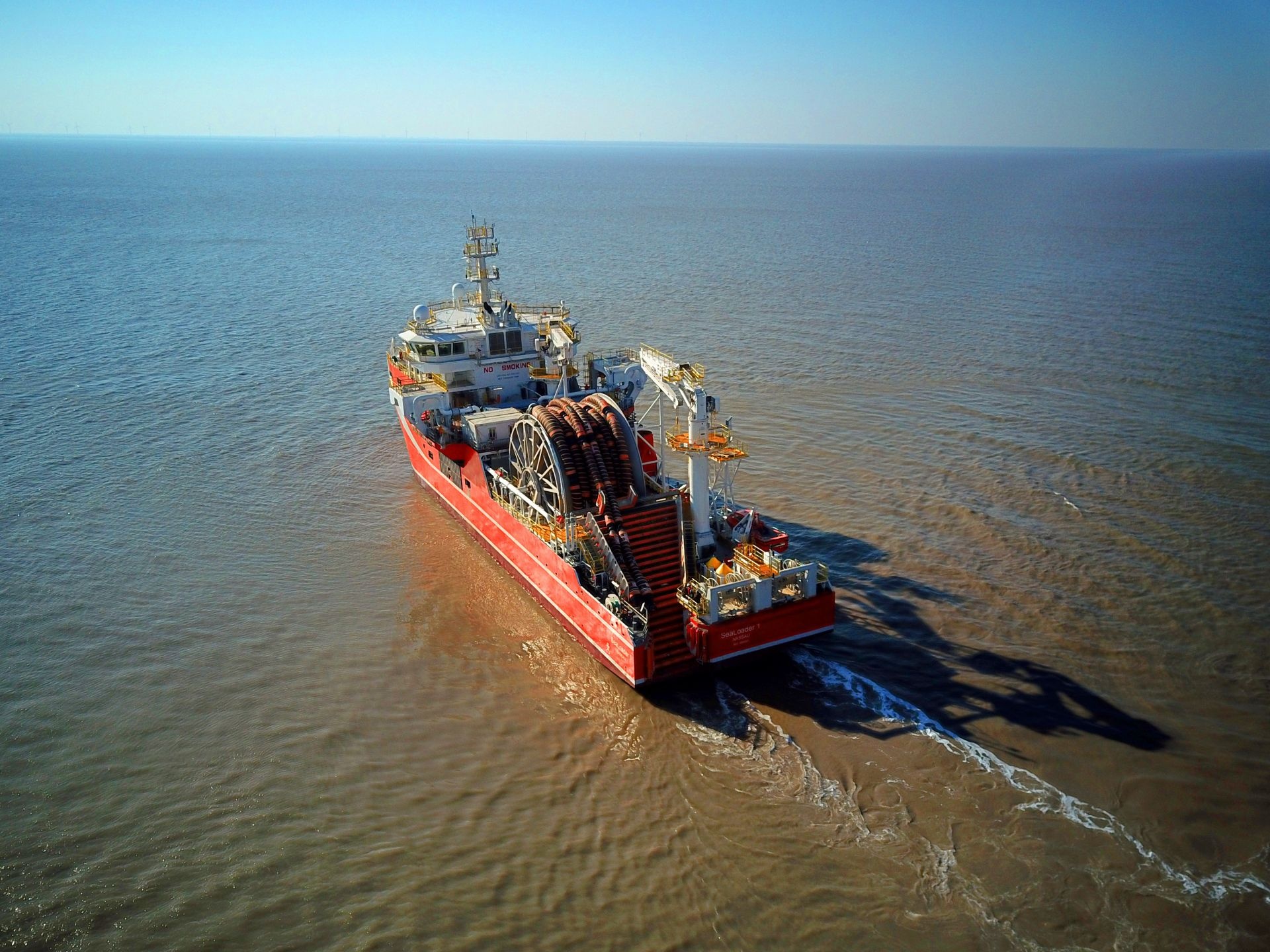 China's local refineries expedite crude oil imports