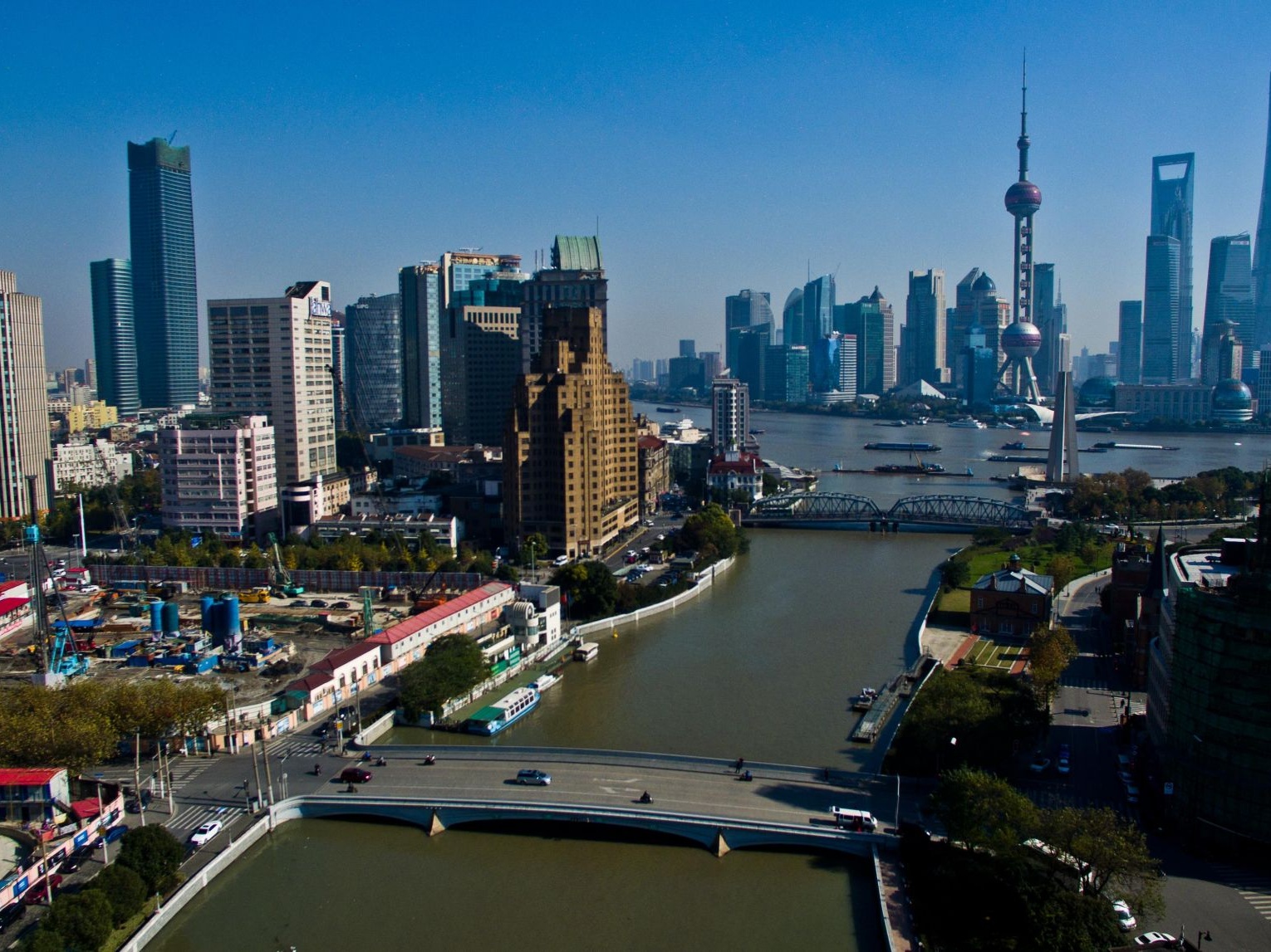 Shanghai to hold months-long shopping festival to stimulate consumption
