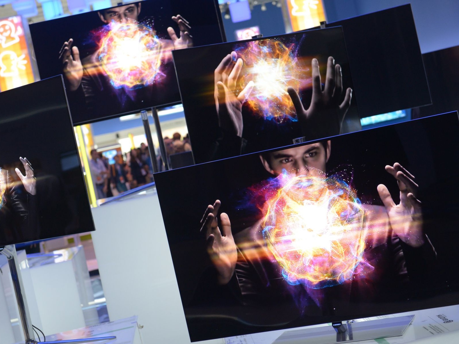 China's largest OLED material production base starts trial production