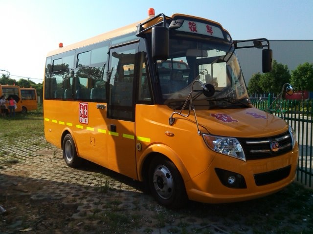 Chinese company exports 449 school buses to Saudi Arabia 