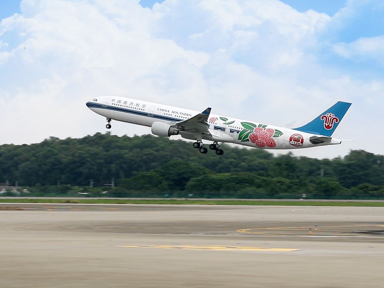 Guangzhou Baiyun Airport launches facial recognition for domestic flights 