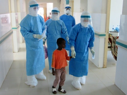Chinese medical team heads for Sierra Leone 