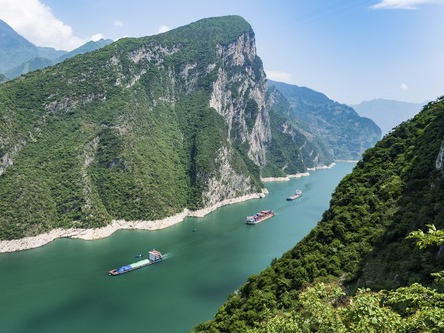 China to advance green development