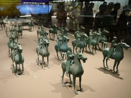 Auction houses welcome China's art collection market pilot reform 